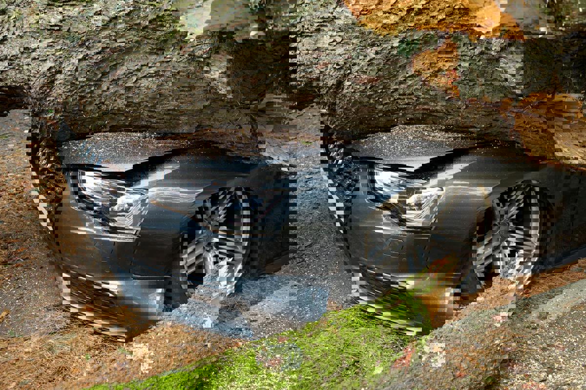 Luxury Supercar Accident Uncovers £1.2 Million Stashed in Hidden Compartments